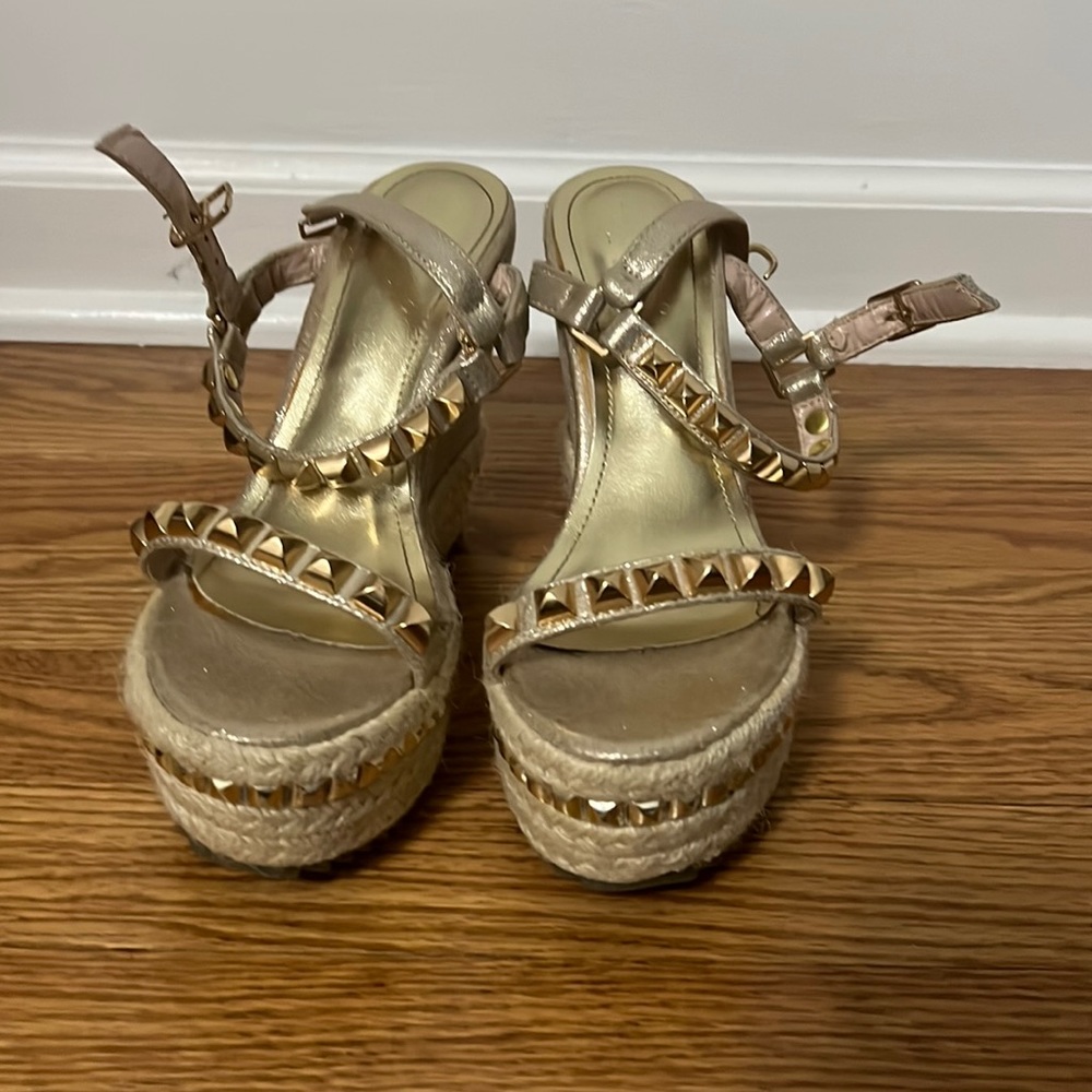 Open toed wedges with studs!